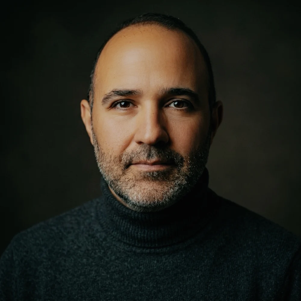 Portrait of Bülent Adasoğlu, the artist behind ORBYX